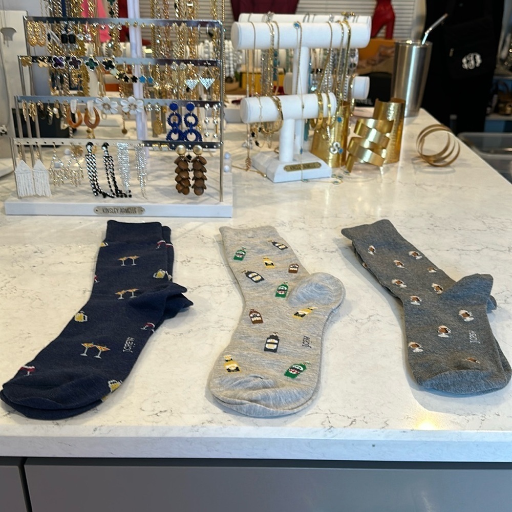 J Crew 3 pack Party drinks socks​